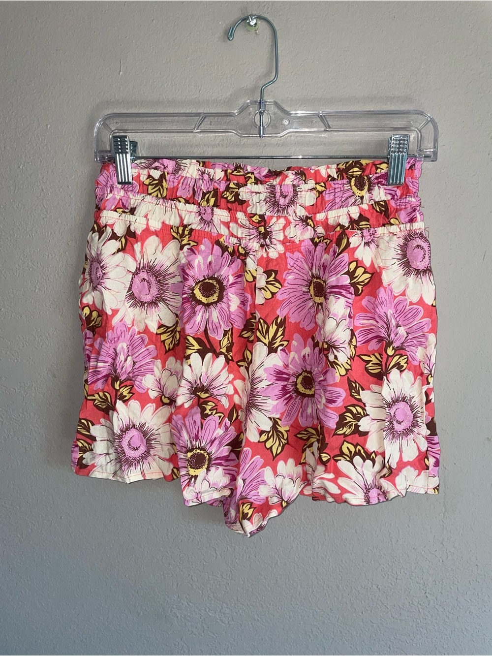 Women’s Pink Floral Casual Shorts